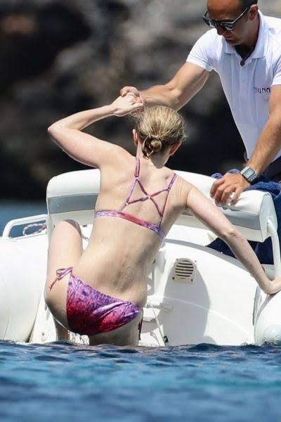 chris absolom recommends emily blunt bathing suit pic