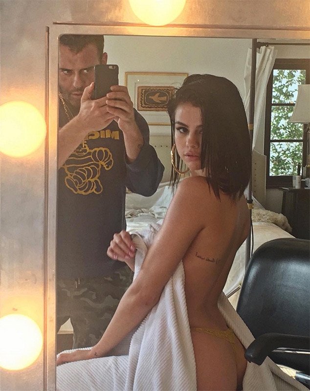 angela teagle recommends Selena Gomez Butt Shot