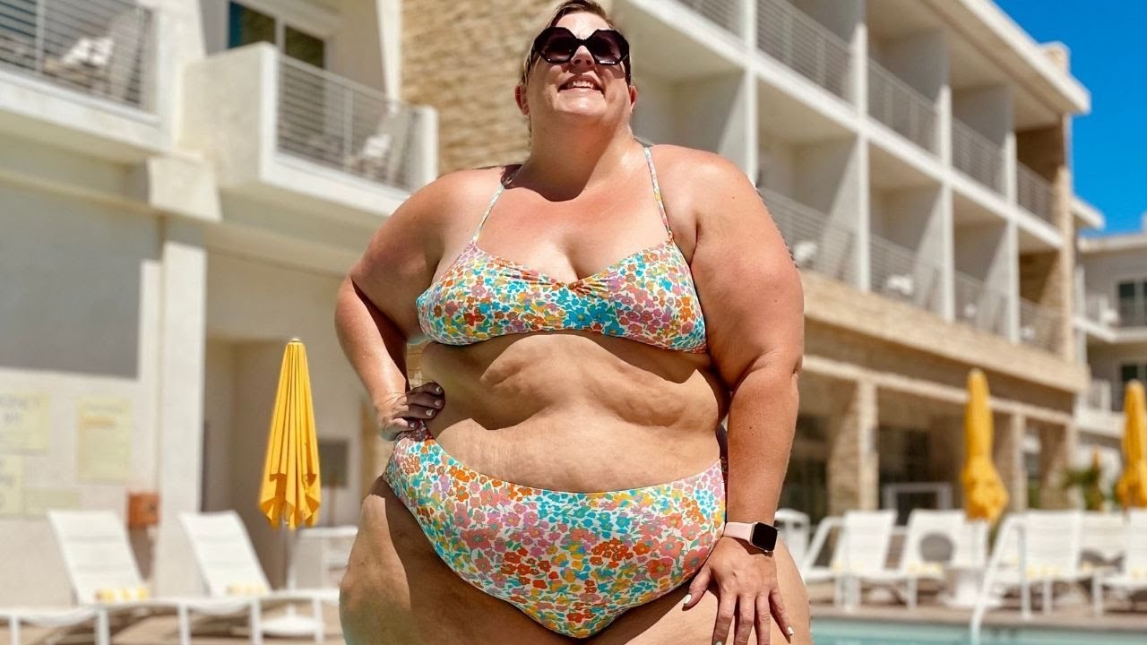 danielle fordham recommends Obese Girl In Bikini