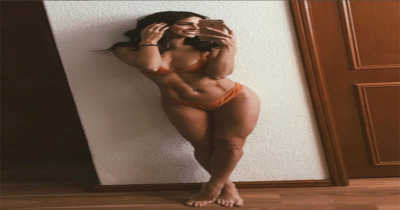 crystal renee share barbara de regil desnuda photos