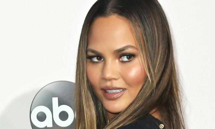 daryl amalian recommends Chrissy Teigen Vag Slip