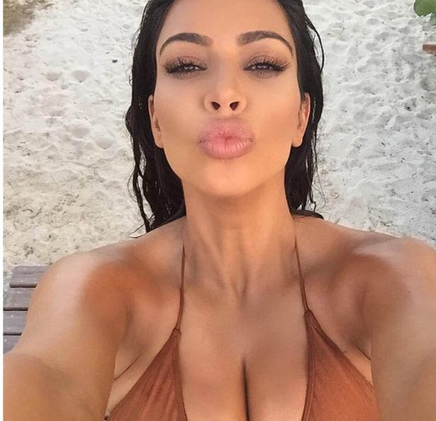 Best of Kim kardashian bouncing boobs
