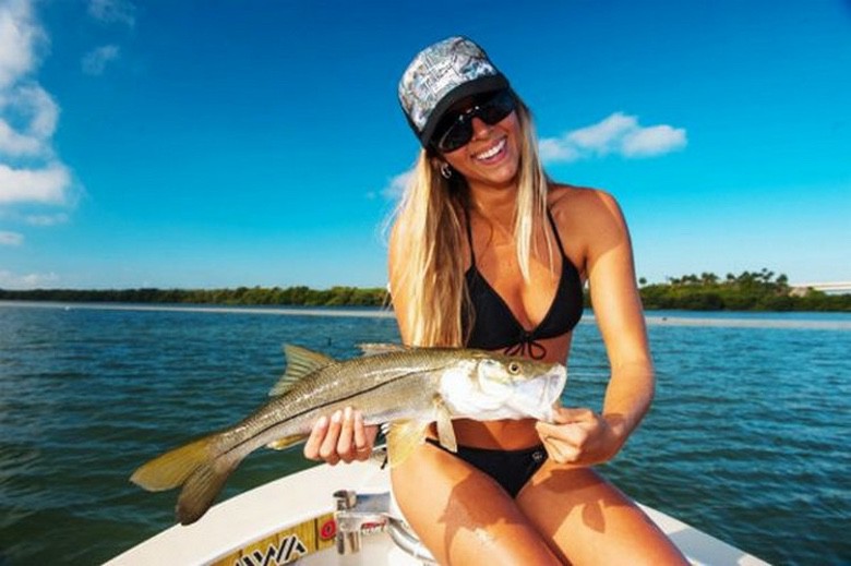 carolyn hardee recommends Hot Chicks Fishing Photo Of The Day