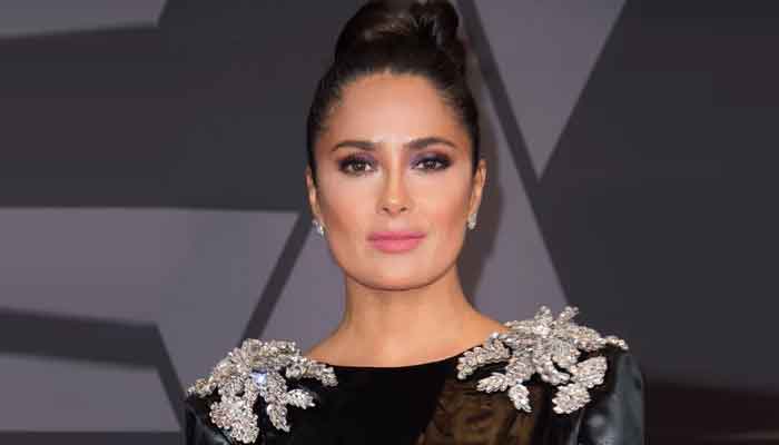 carl james recommends salma hayek blow job pic