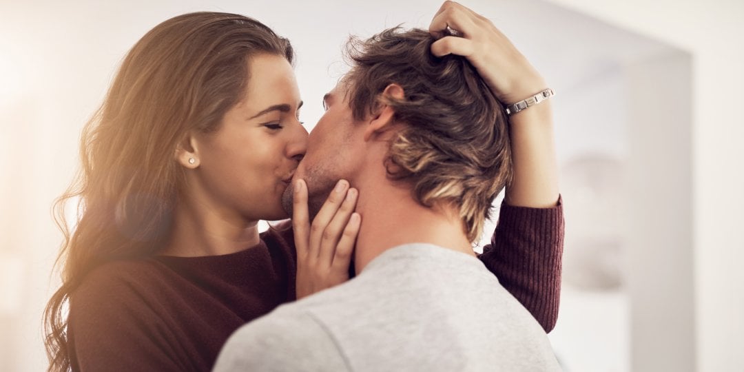 Best Kissing Photos beautiful teen