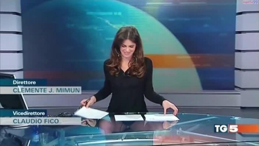 allen meeker recommends News Anchor Wardrobe Malfunction