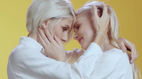 brenda slay recommends super hot blonde lesbians pic