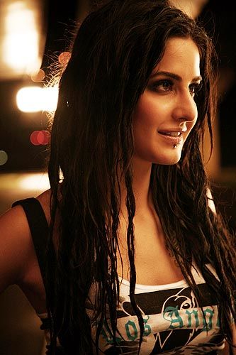 caroline mazyck recommends katrina kaif blue film pic