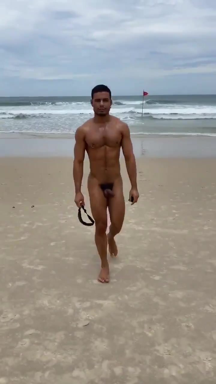 adam folts recommends black teen running naked on beach porn pic