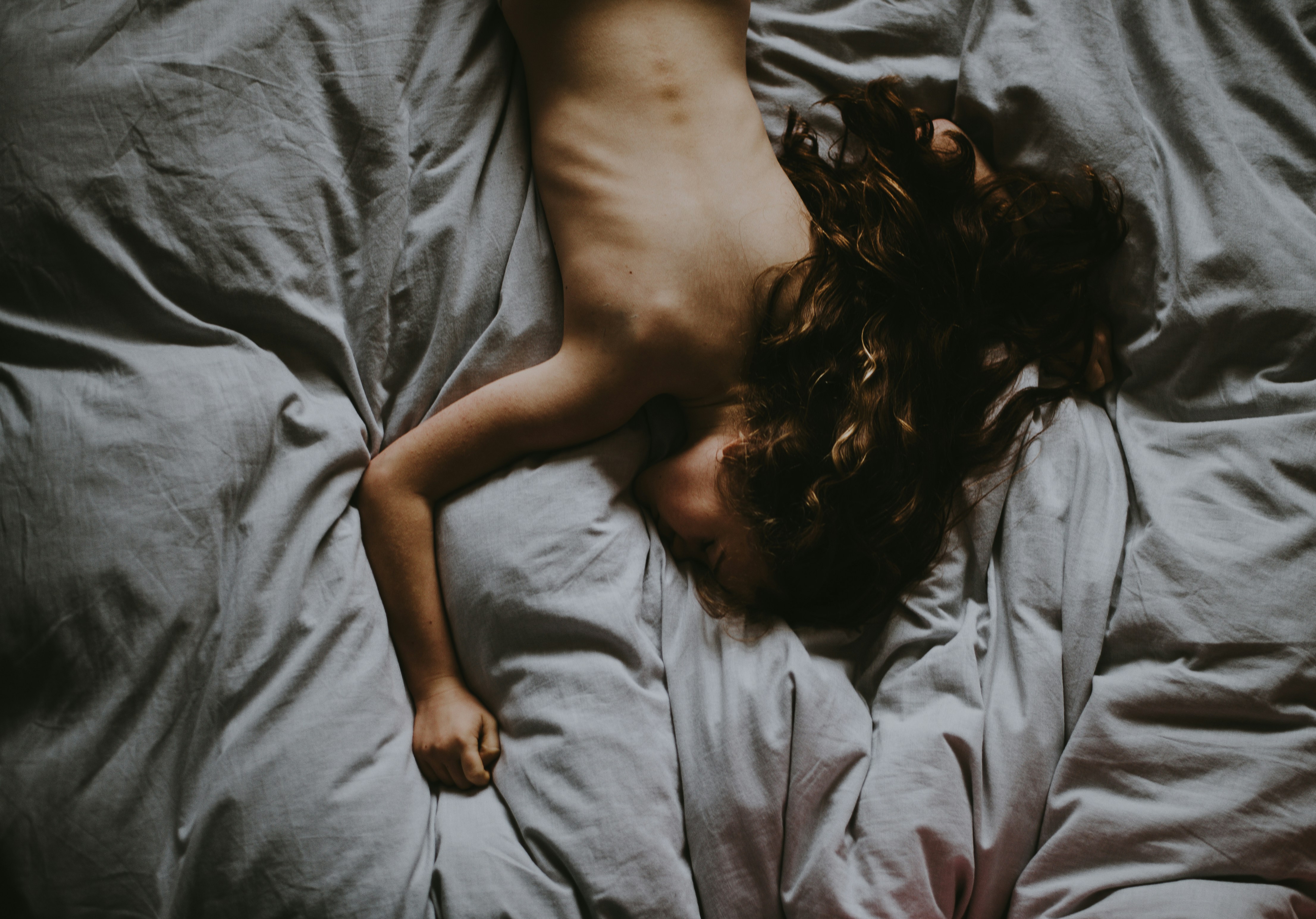 avedikian recommends girls sleeping nude pic