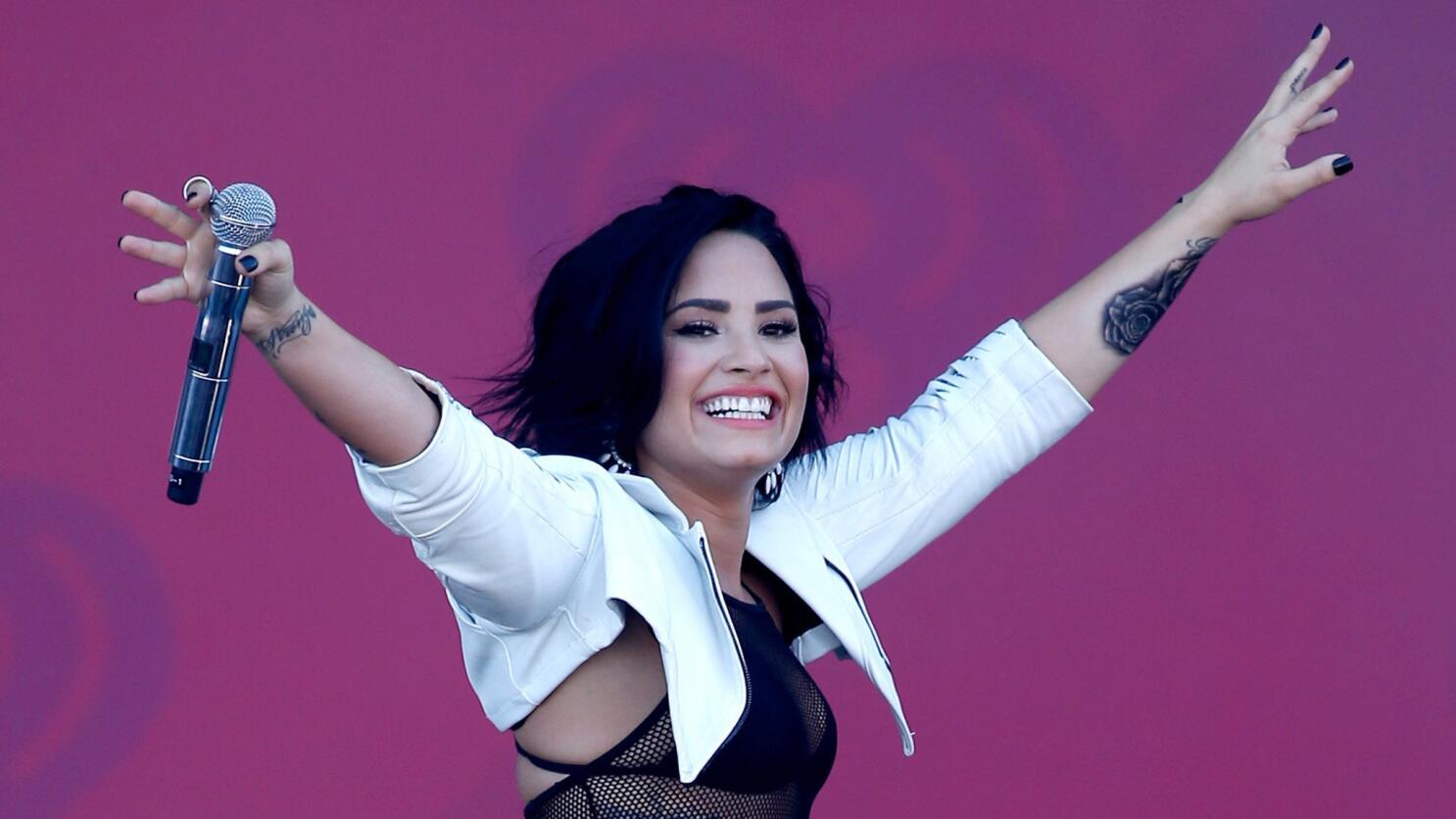 daniel de marco recommends Nude Pictures Of Demi Lovato