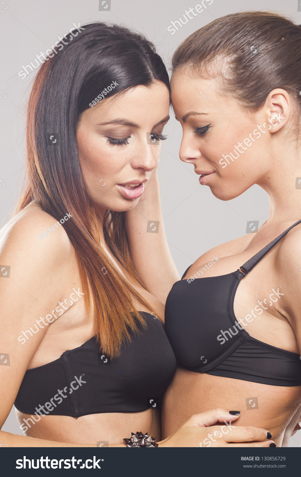 lesbians in lingerie