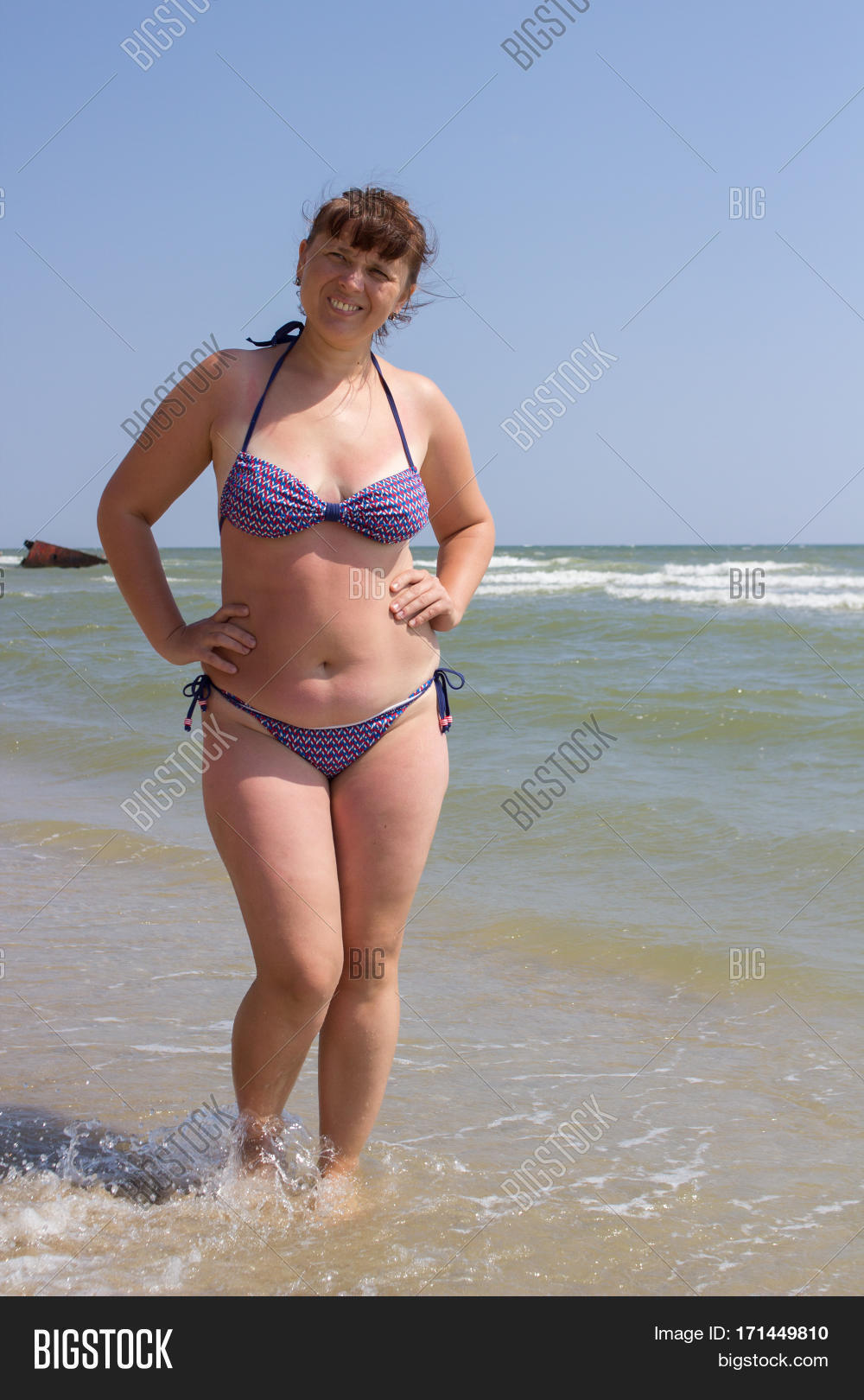 craig zucker recommends Obese Girl In Bikini