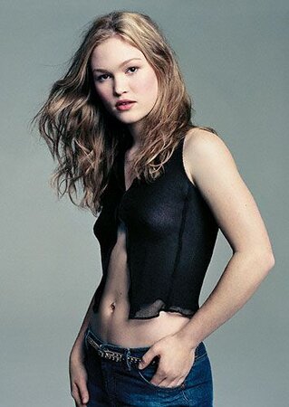 courtney rice recommends julia stiles sexy pic