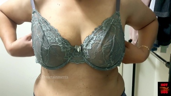 dahlia ramirez share big tits changing bras porn video photos