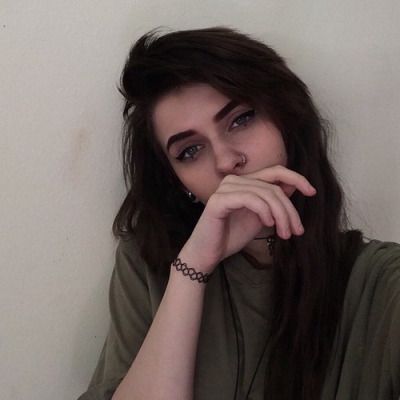 aless andra recommends brunette teen tumblr pic