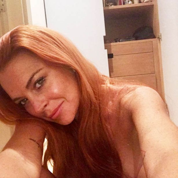 Lindsay Lohan Topless Picture fake goddesslover