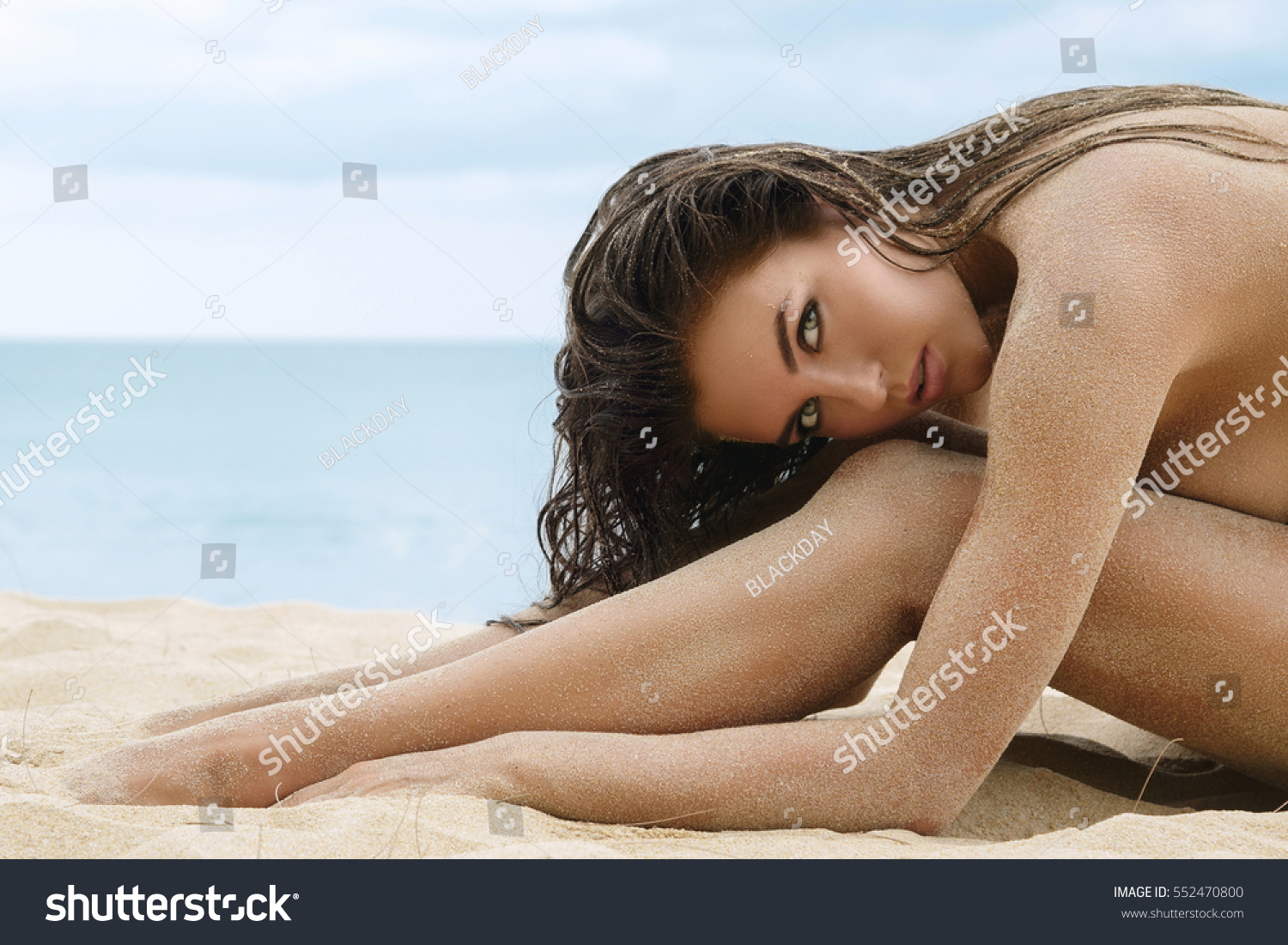 beautiful nude women on the beach