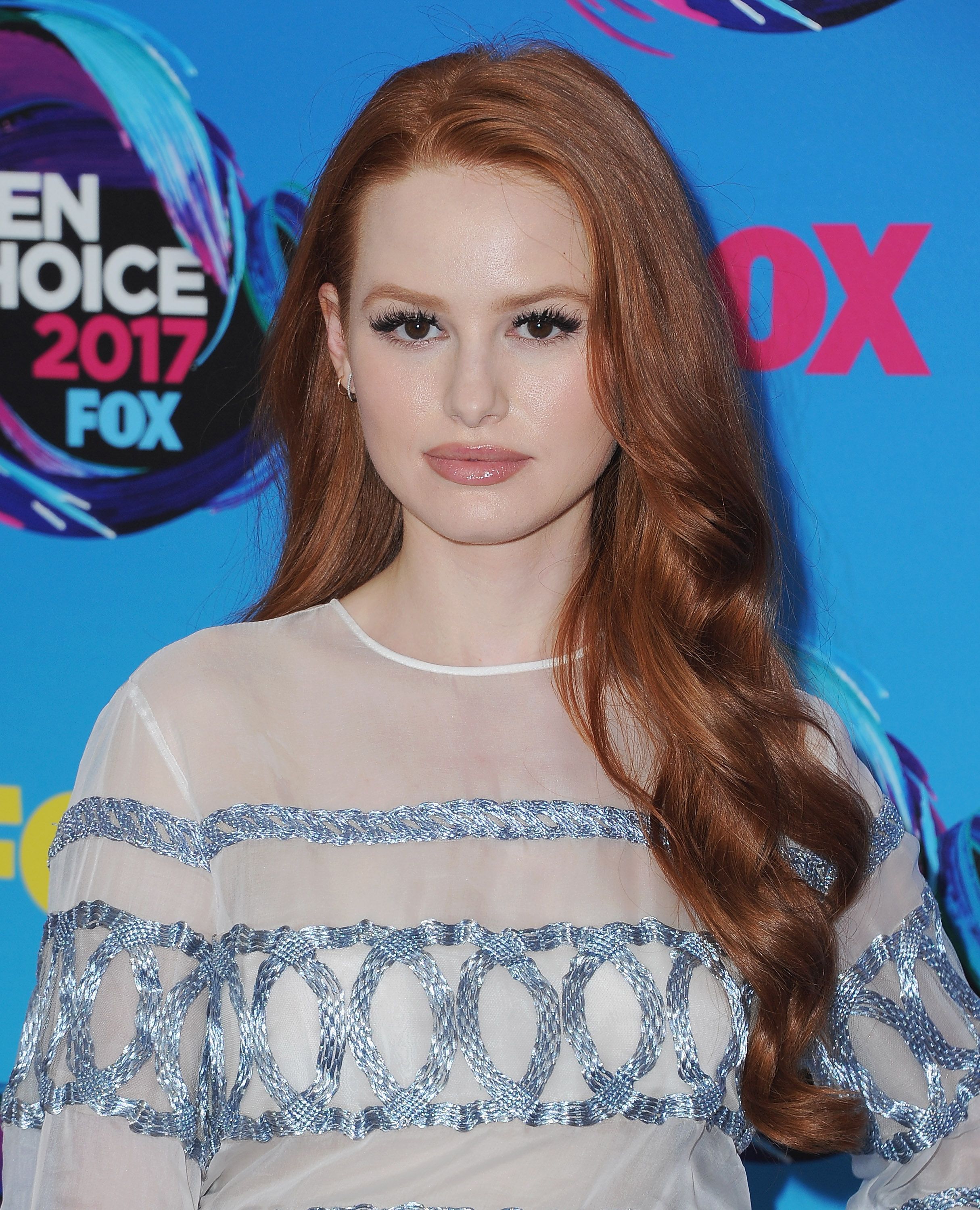 david hiew recommends Madelaine Petsch Butt