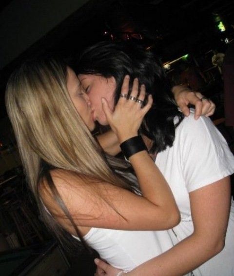 Best of Hot collage girls kissing