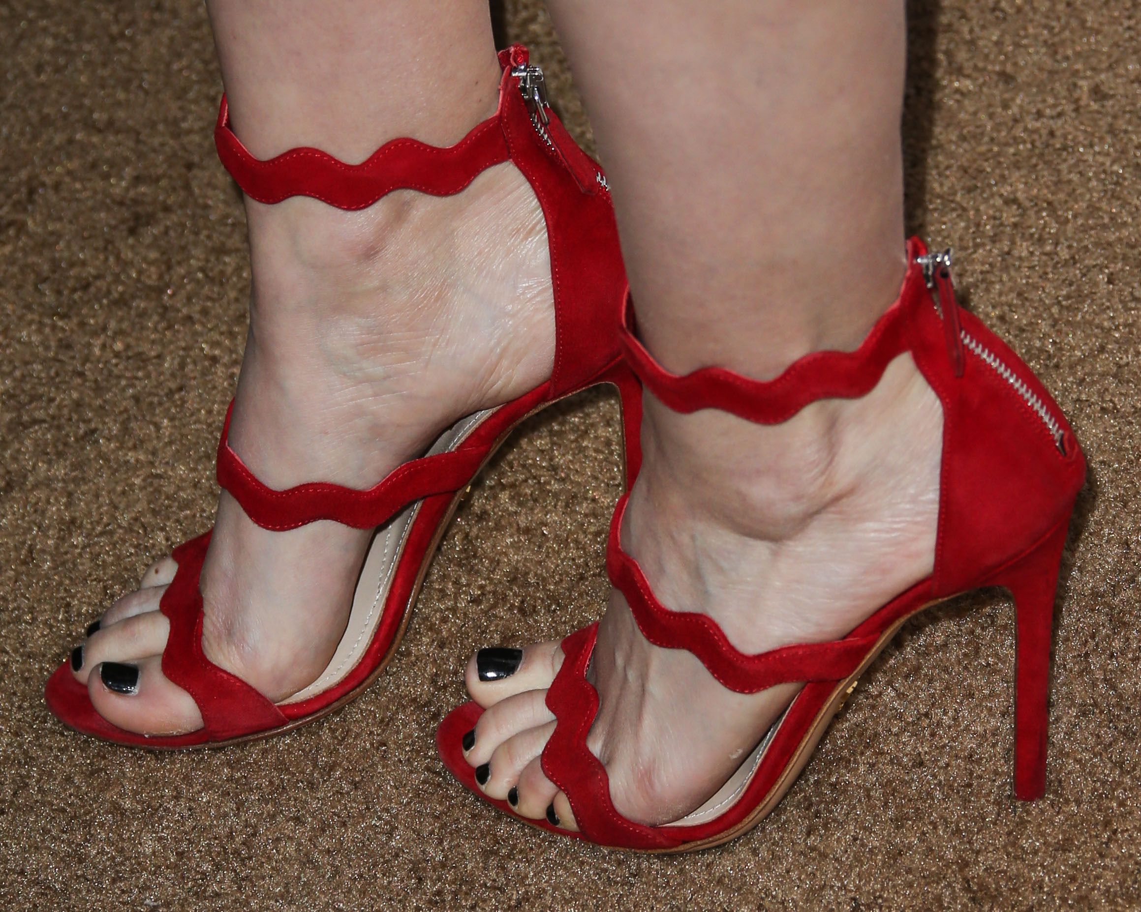 dawn pledger recommends Kate Mara Feet