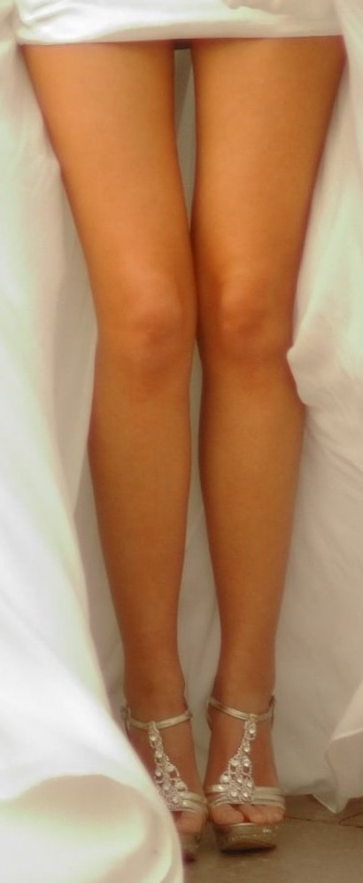 carlyle fernandes recommends girls with gaps between their legs pic
