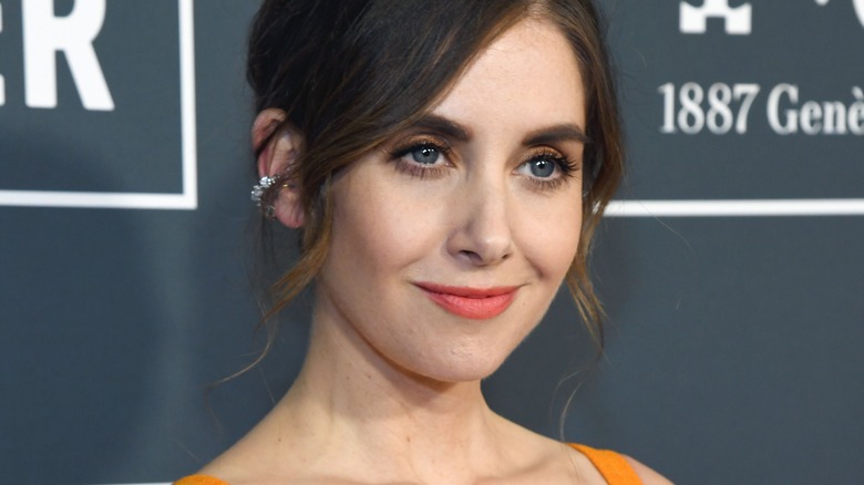 andre saenz recommends Alison Brie Look Alike