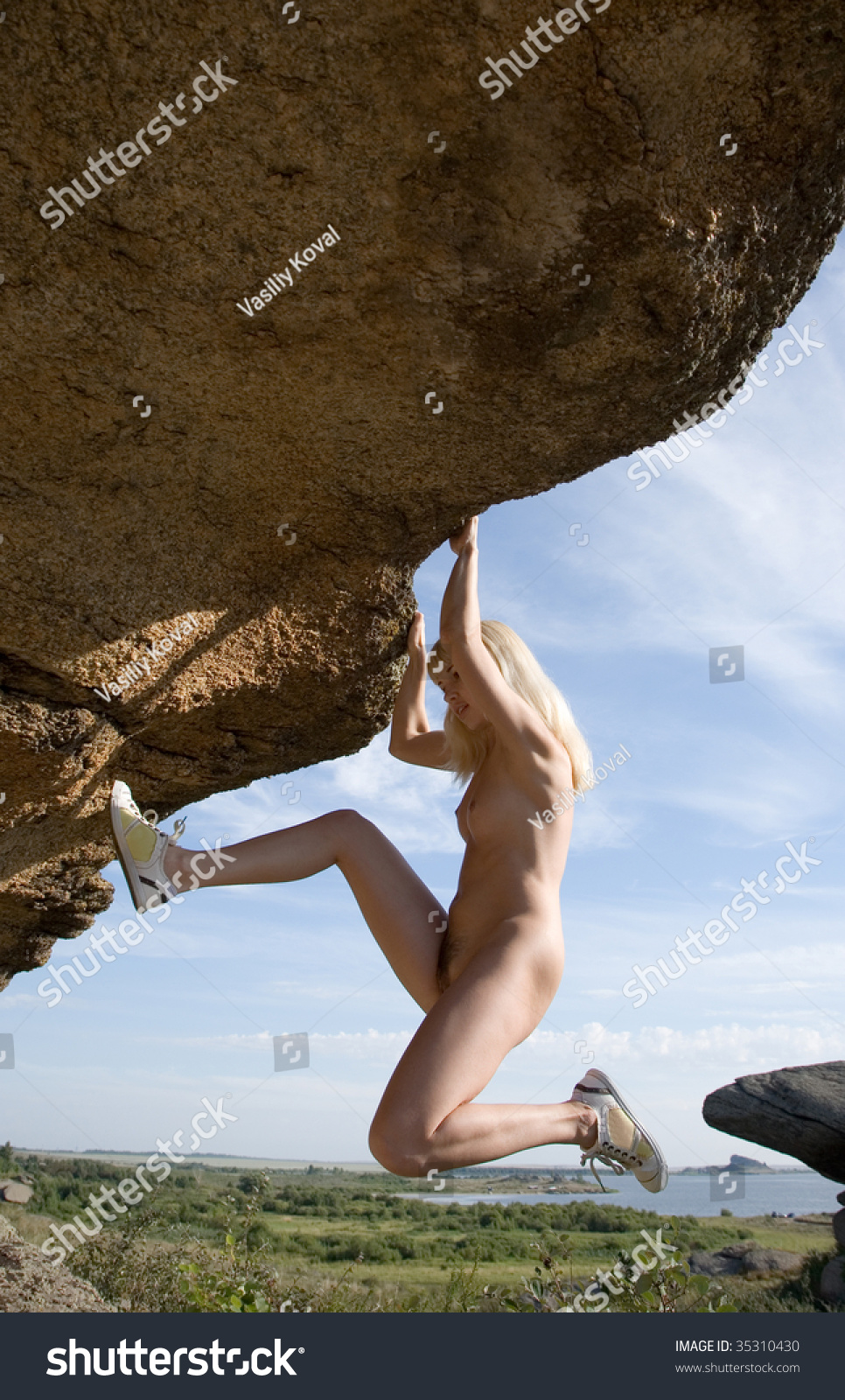 Nude Women Rock Climbing libertin escort