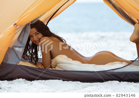 donna yapp add photo naked women camping
