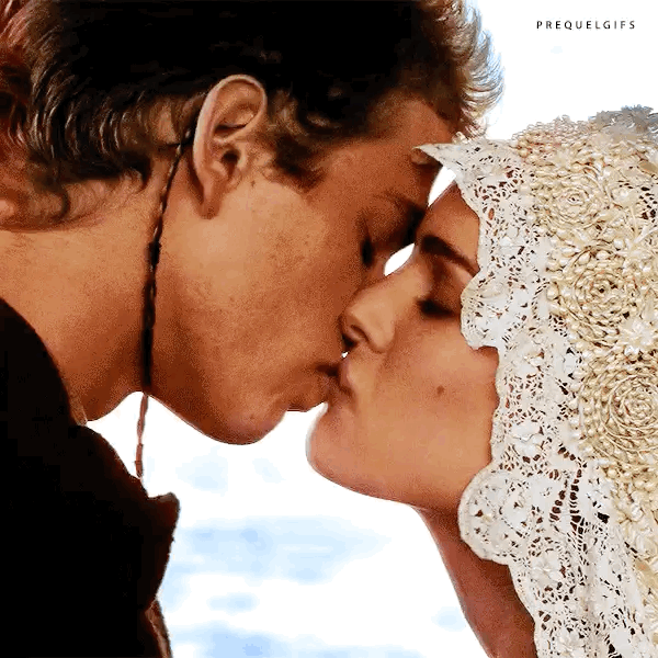 colleen loehr recommends anakin and padme kiss gif pic