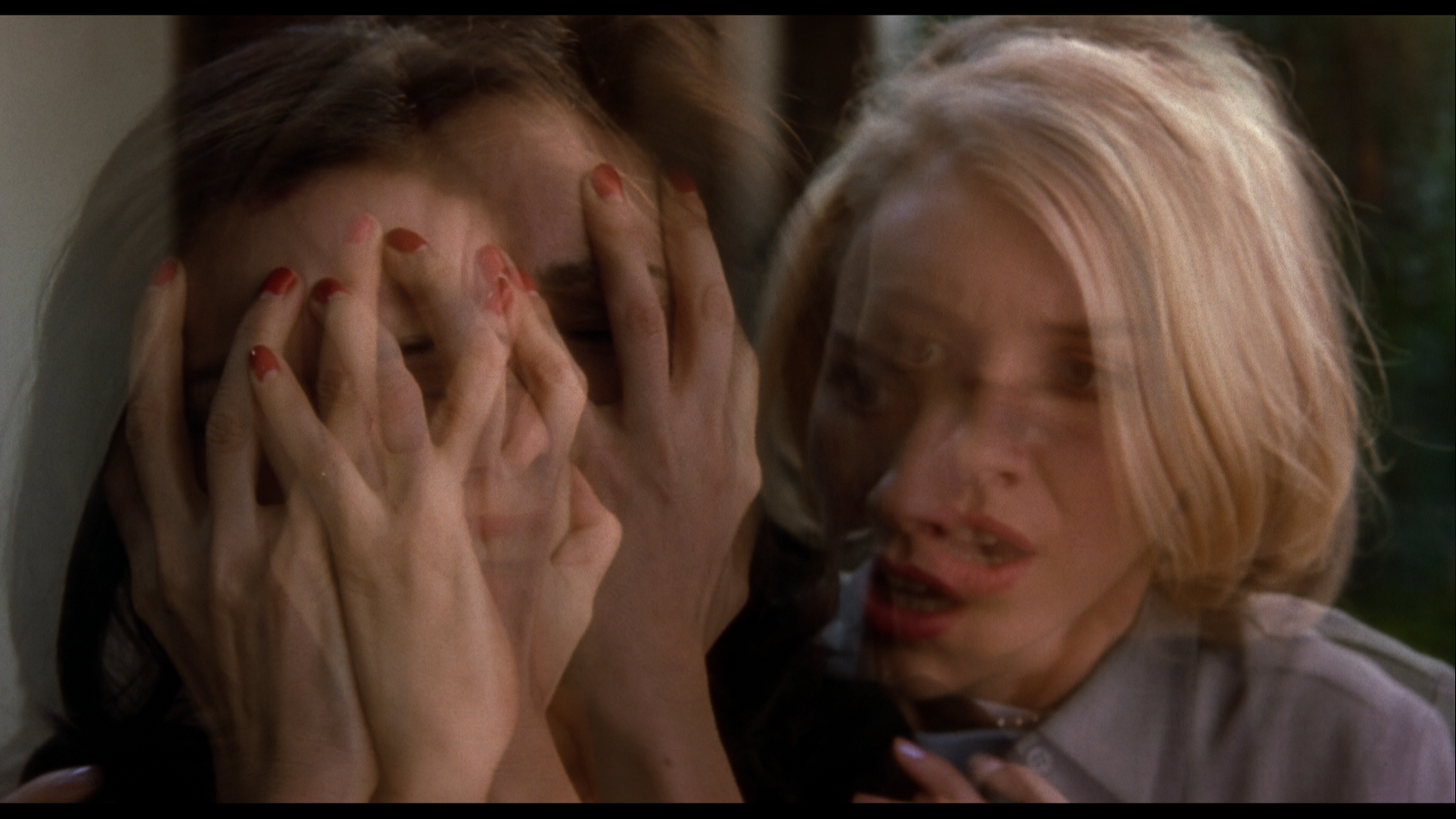 dick milhous recommends Mulholland Drive Fingering Scene