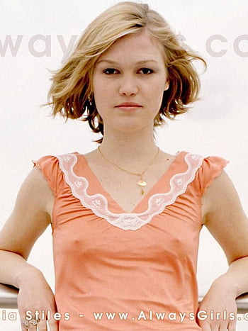 annabel montes recommends Julia Stiles Hot