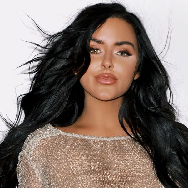 connor bowers recommends Abigail Ratchford No Makeup