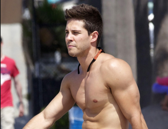 dean geyer naked