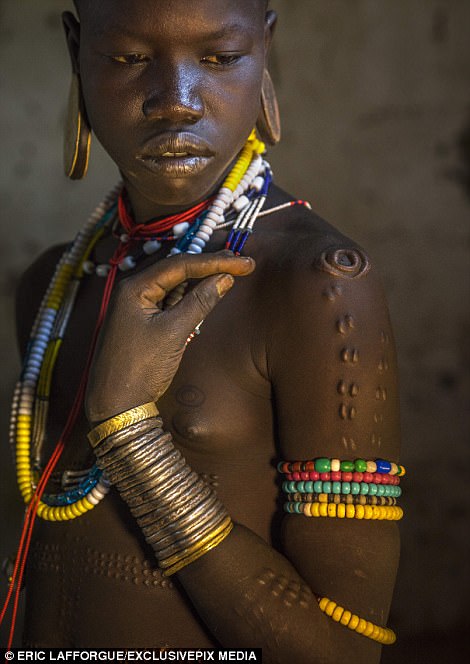 andrew ralte add photo african tribe tits