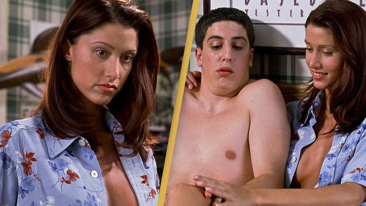 abhishek siddharth recommends American Pie Topless Scenes