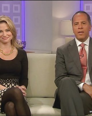 abraham phillips recommends Amy Robach Upskirt