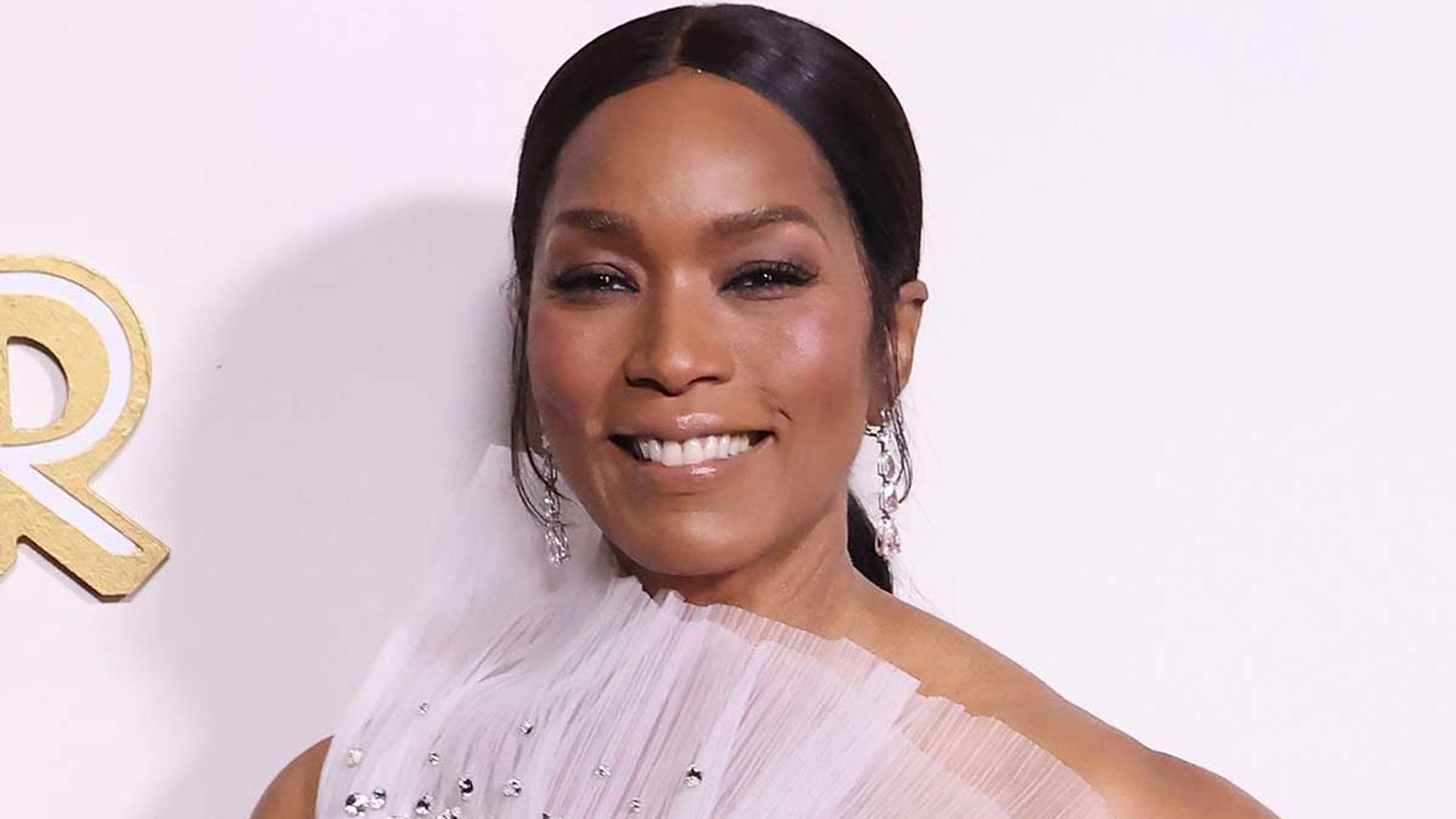 angie esquivel recommends Angela Bassett Naked