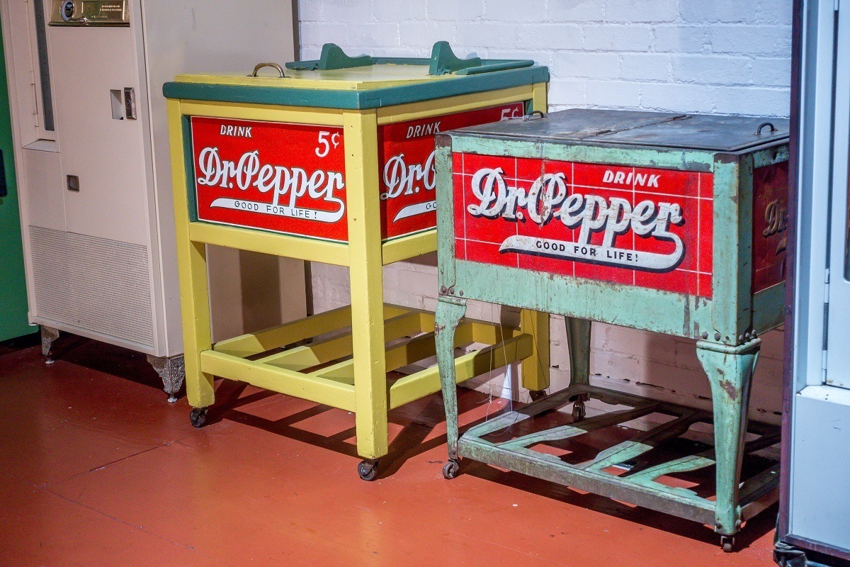 antique dr pepper machine