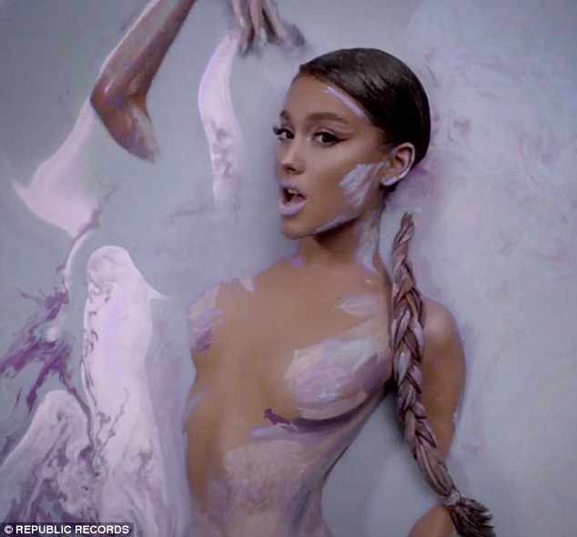 daniel beach recommends Ariana Grande Completely Nude