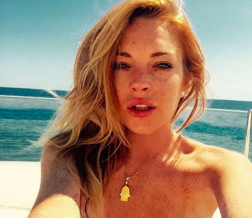 april mercier recommends Lindsay Lohan Topless Picture