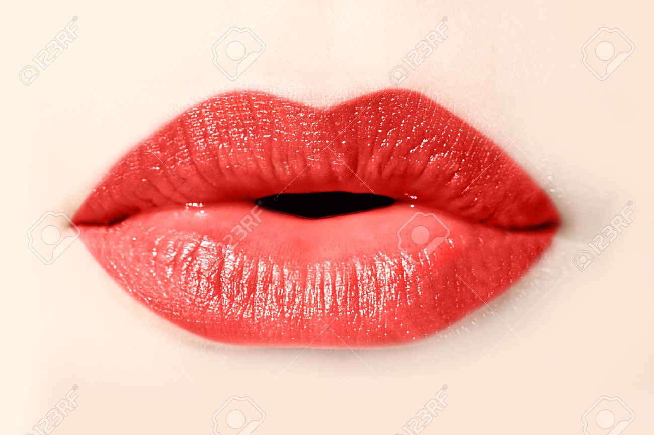 chandra novianto add photo close up lips