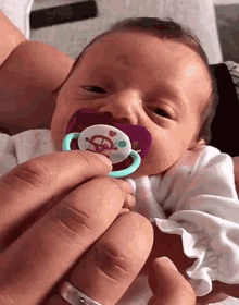 anna marie papa recommends Baby Giving The Finger Gif