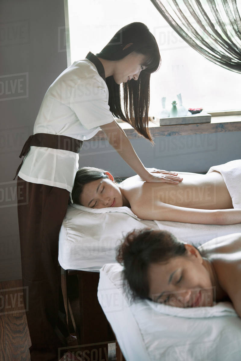 mom takes daughter for massage