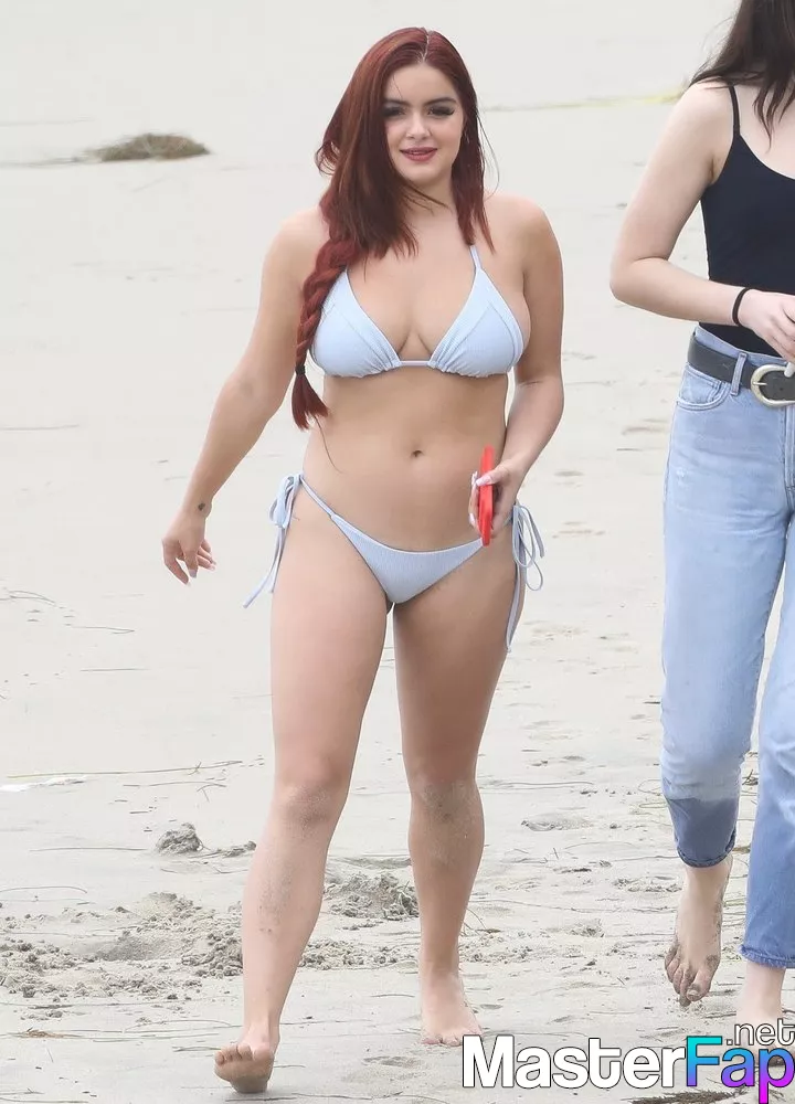 diana jester recommends ariel winter leaked nudes pic