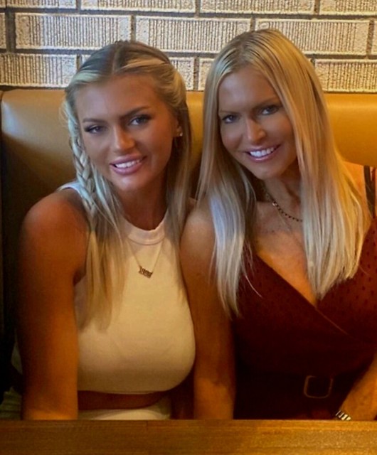 Hot Mom And Daughters cum please