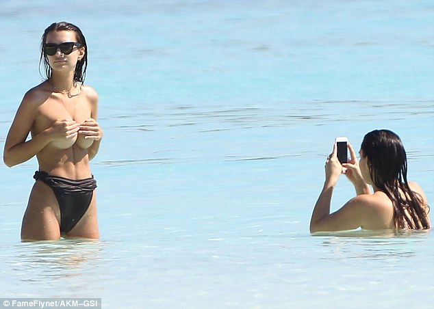 chin woon recommends Emily Ratajkowski Topless Vacation