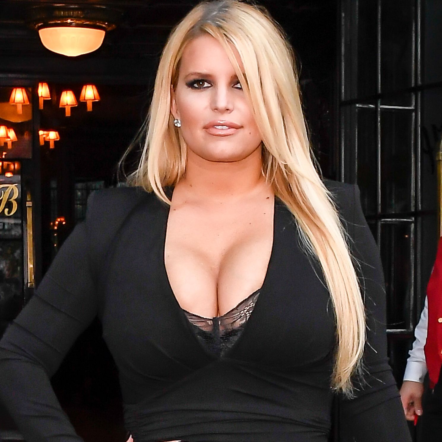 amy scarff recommends jessica simpson nude picks pic