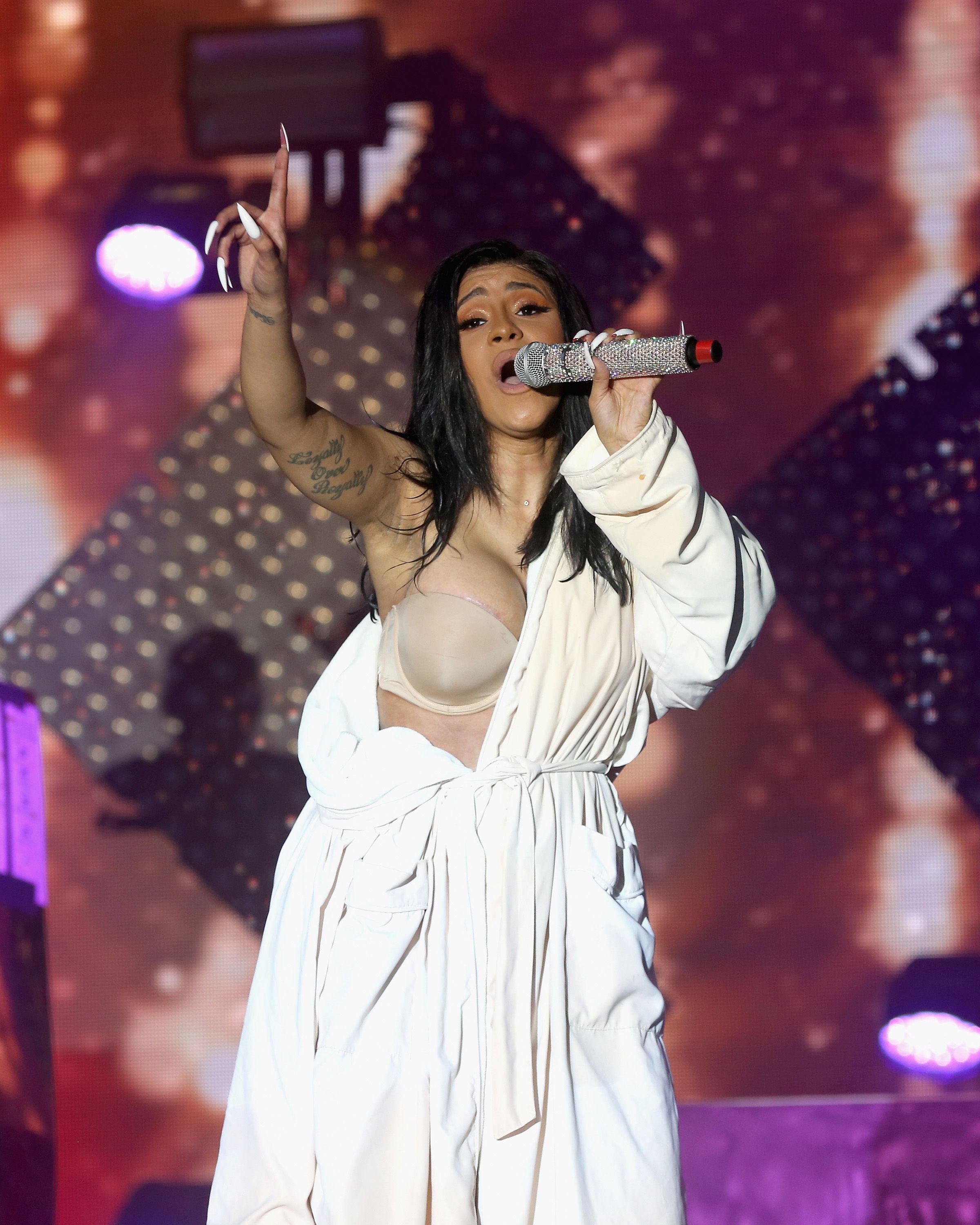 dave ledgard share cardi b nip slip uncensored photos