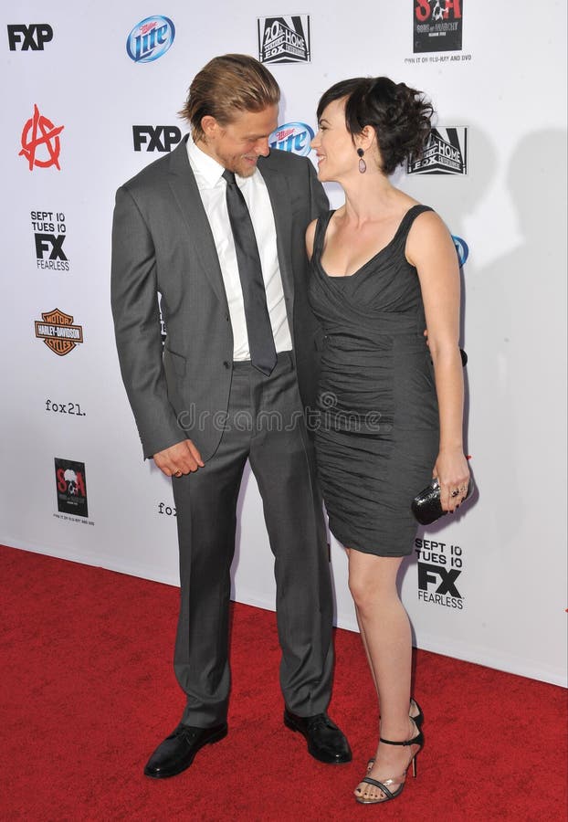 amogh p kumar recommends Charlie Hunnam Maggie Siff